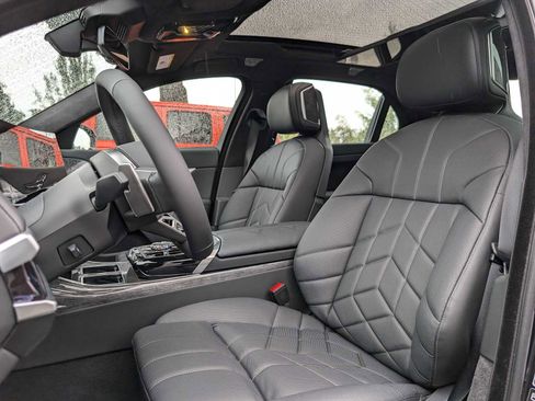 New 2025 BMW 760i xDrive 760i xDrive image 25