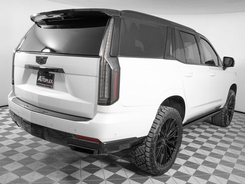 Used 2026 Cadillac Escalade Platinum Sport w/ LPO, Floor Liner Package image 6