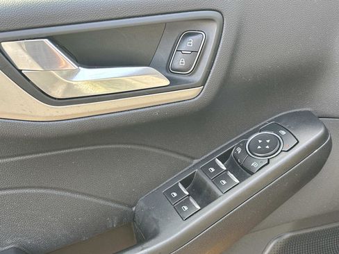 Used 2021 Ford Escape SE w/ Convenience Package image 15