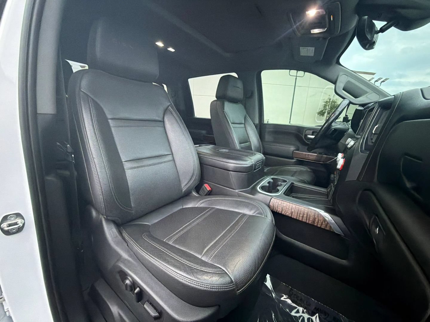 Used 2020 GMC Sierra 2500 Denali w/ Denali Ultimate Package AWD/4WD image 35