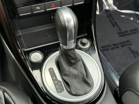 Used 2019 Volkswagen Beetle 2.0T Final Edition SEL FWD image 14