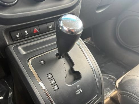 Used 2015 Jeep Patriot High Altitude AWD/4WD image 14