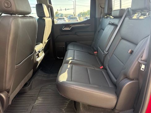 Certified 2024 GMC Sierra 1500 Elevation w/ Elevation Premium Package AWD/4WD image 17