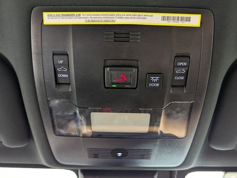 Used 2024 Lexus IS 300 w/ Comfort Package image 32