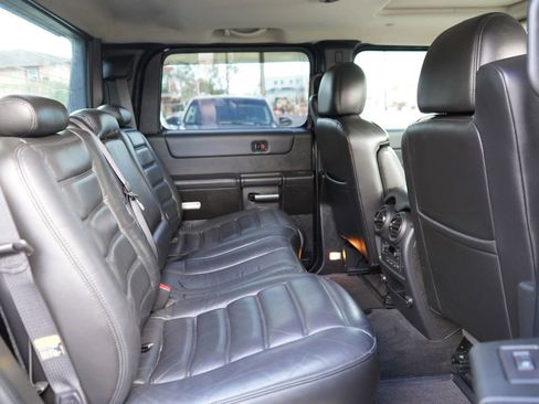 Used 2005 HUMMER H2 SUT w/ Preferred Equipment Group AWD/4WD image 22