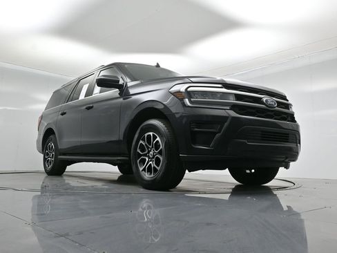 Used 2024 Ford Expedition Max XLT image 48