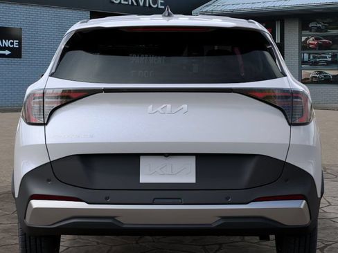 New 2026 Kia Sportage LX FWD image 13