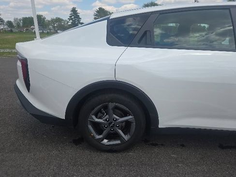 Used 2025 Kia K4 FWD image 7