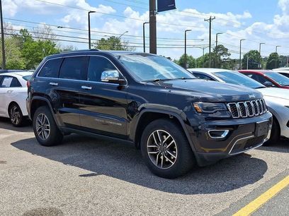 Used 2017 Jeep Grand Cherokee Limited w/ Luxury Group II