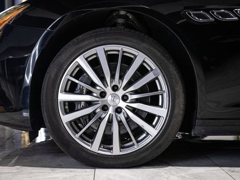 Used 2019 Maserati Quattroporte S Q4 AWD/4WD image 34