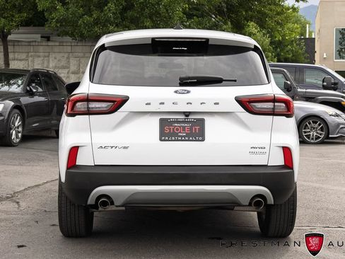Used 2025 Ford Escape Active AWD/4WD image 14