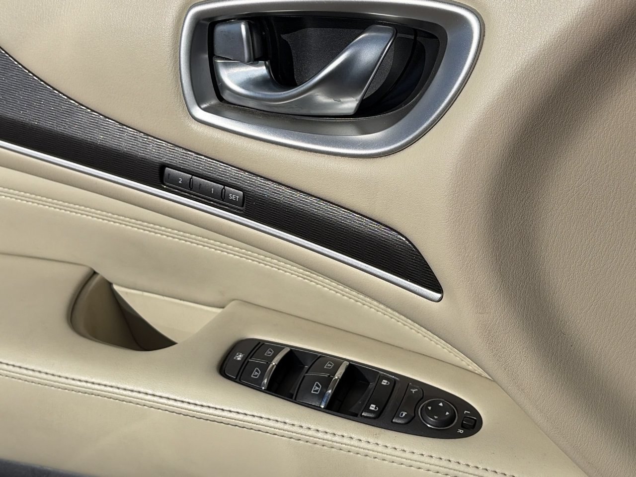 Used 2018 INFINITI QX60 FWD w/ Premium Plus Package image 20