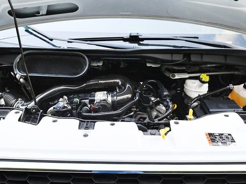 Used 2022 Ford Transit 350 XLT image 11