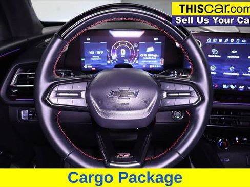 Used 2025 Chevrolet Traverse RS w/ LPO, Cargo Package FWD image 17