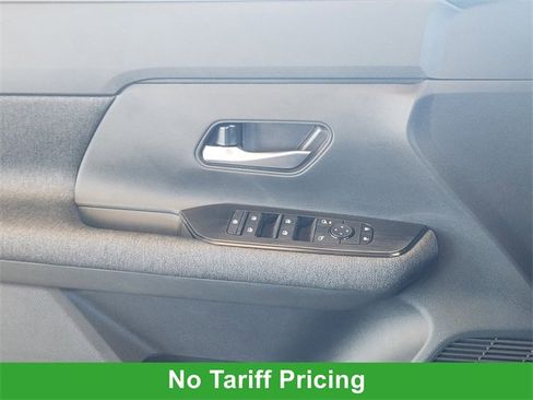 New 2026 Nissan Kicks SV image 15