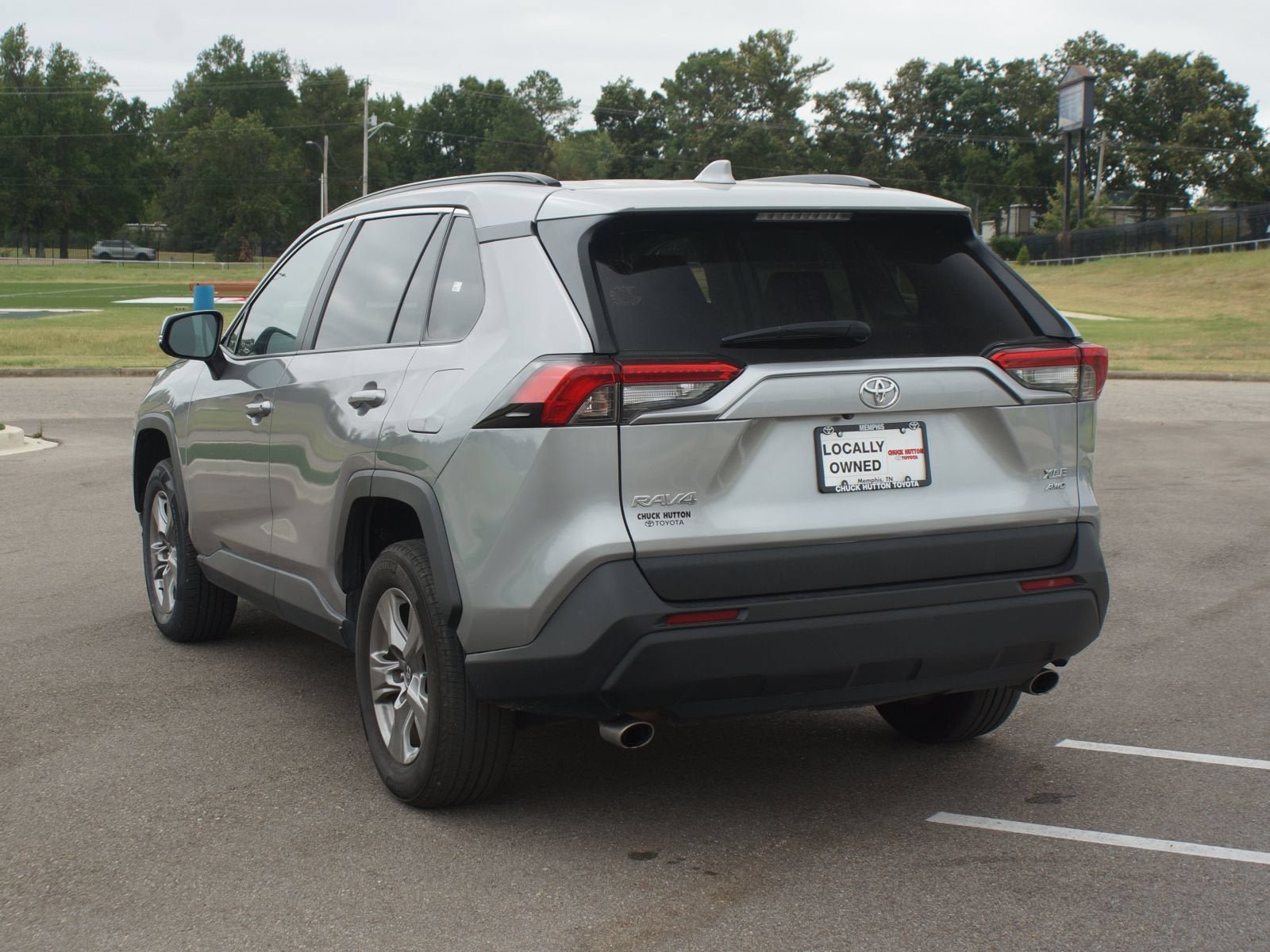 Used 2025 Toyota RAV4 XLE AWD/4WD image 15