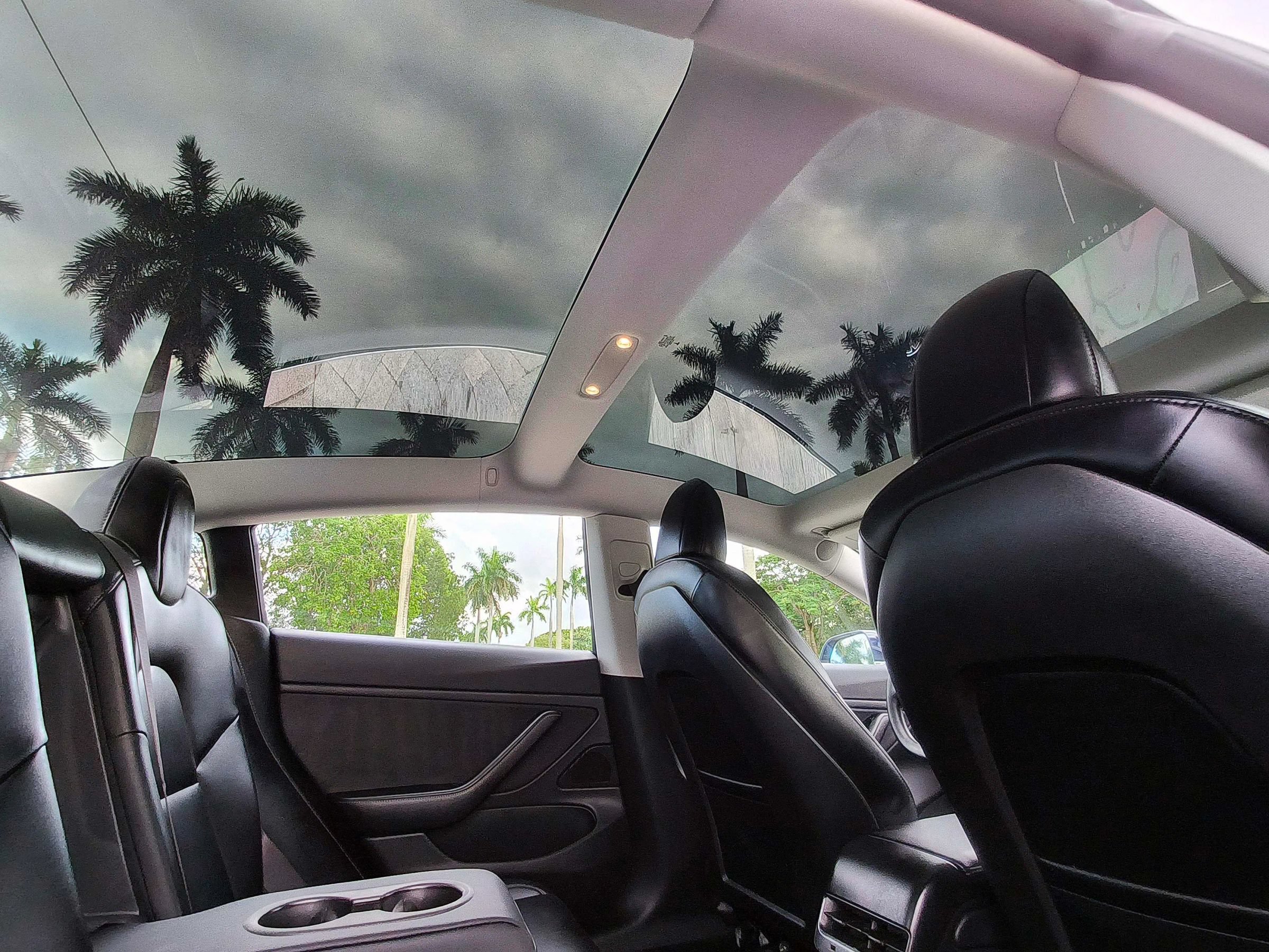 Used 2018 Tesla Model 3 Long Range RWD image 31