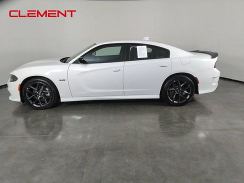 Used 2023 Dodge Charger R/T w/ Blacktop Package RWD image 8