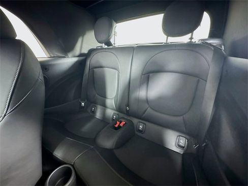Used 2024 MINI Cooper S image 23