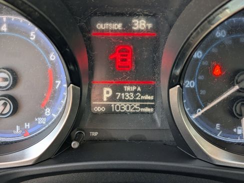 Used 2016 Toyota Corolla S image 26