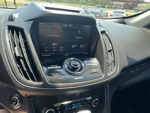 Used 2013 Ford Escape Titanium w/ Parking Technology Pkg FWD image 13