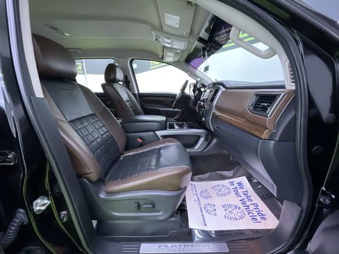 Used 2017 Nissan Titan Platinum Reserve image 30