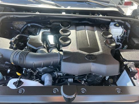 Certified 2024 Toyota 4Runner SR5 Premium AWD/4WD image 22