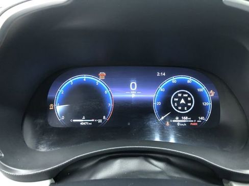 Used 2023 Toyota Highlander Limited image 17