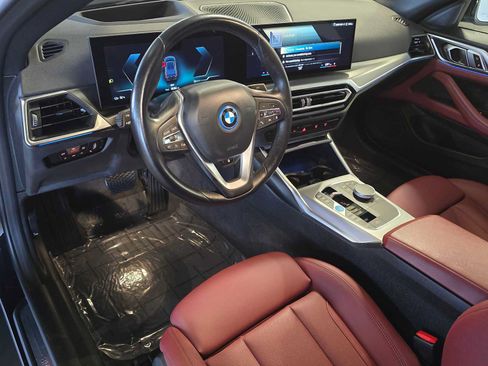 Used 2023 BMW i4 eDrive35 w/ Premium Package RWD image 2