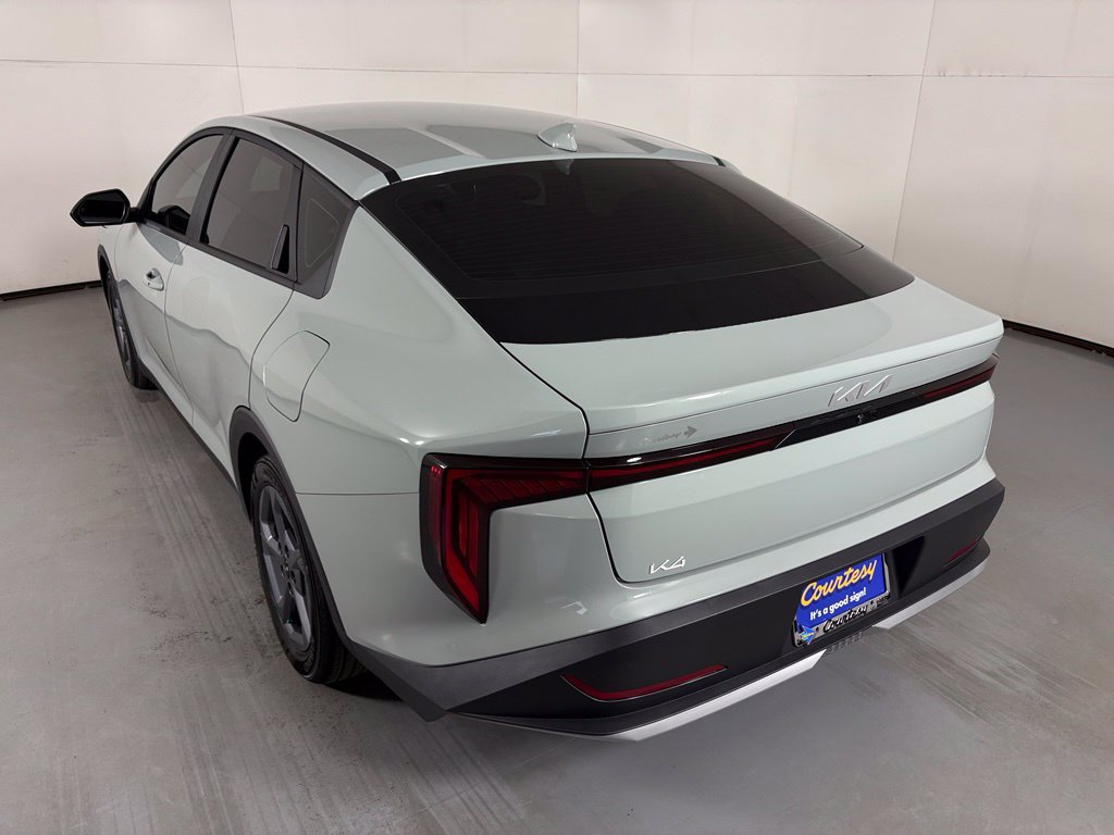 New 2026 Kia K4 FWD image 7