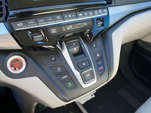 Certified 2025 Honda Odyssey EX-L image 28