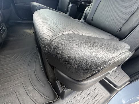 Used 2022 Honda Pilot Elite image 21