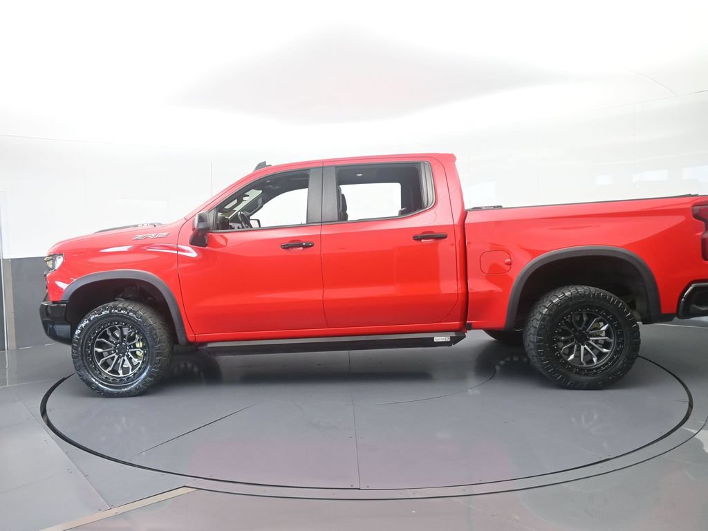 Used 2023 Chevrolet Silverado 1500 ZR2 w/ Technology Package AWD/4WD image 3