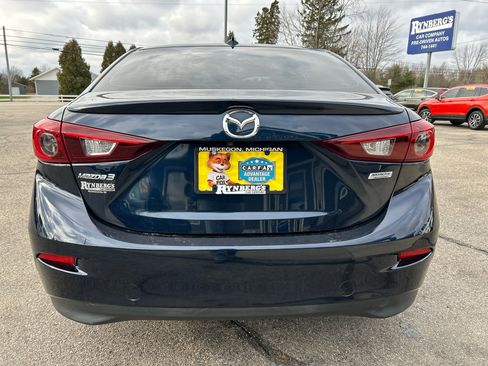 Used 2016 MAZDA MAZDA3 i Touring w/ Popular Equipment Package image 3