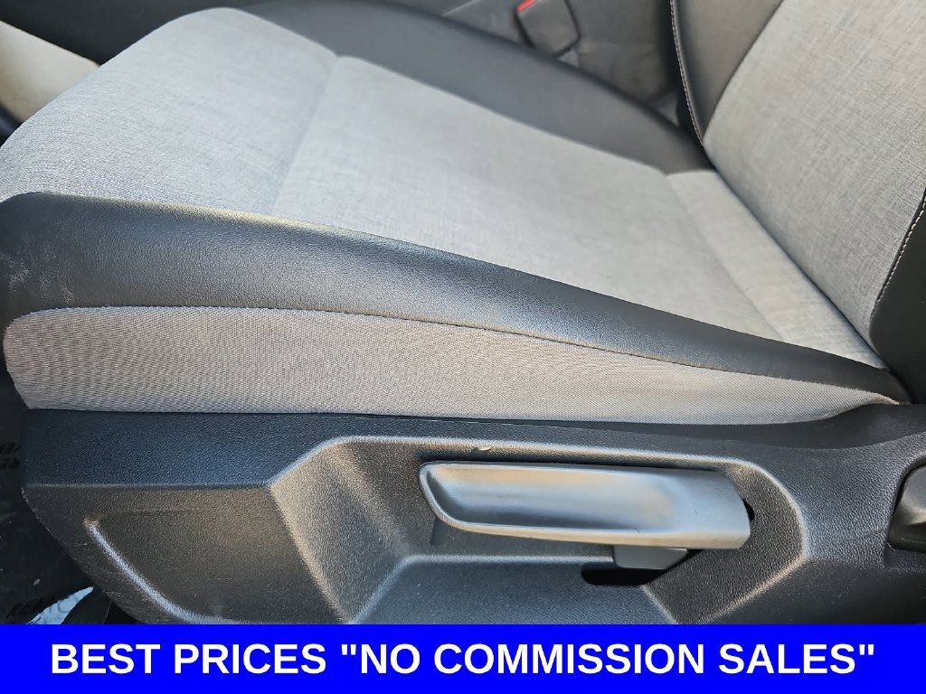 Used 2023 Volkswagen ID.4 Pro AWD/4WD image 28