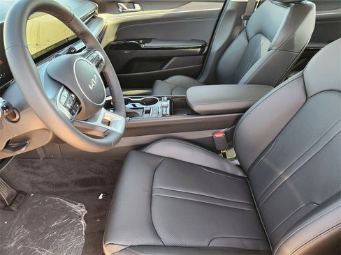 New 2026 Kia K5 EX image 9