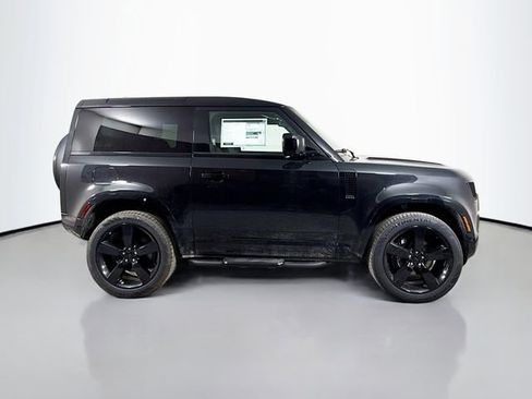 New 2026 Land Rover Defender 90 V8 AWD/4WD image 4