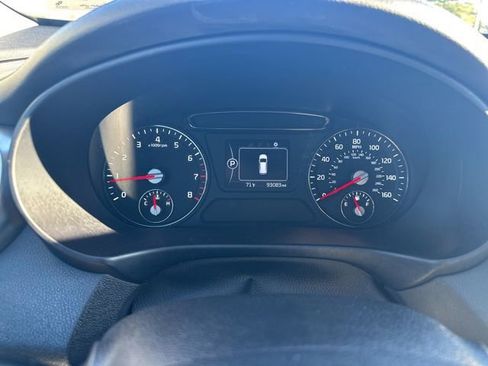 Used 2017 Kia Sorento EX image 21