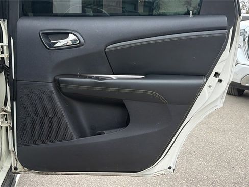 Used 2016 Dodge Journey Crossroad image 36