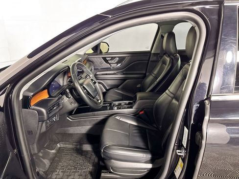 Used 2022 Lincoln Corsair Reserve w/ Equipment Group 201A image 11