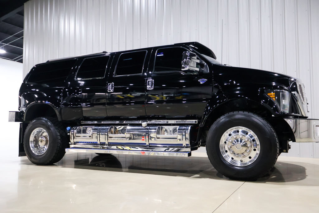 Used 2015 Ford F650 2WD Crew Cab Super Duty image 82