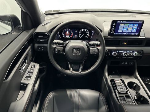 Certified 2025 Honda Pilot TrailSport image 20