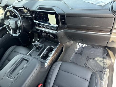 Used 2022 Chevrolet Silverado 1500 RST w/ Convenience Package II image 29