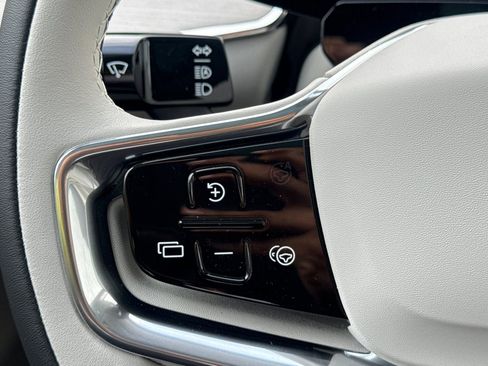 New 2025 Volvo EX90 Ultra image 27