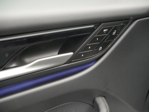 Certified 2026 Porsche Macan 4 Electric AWD/4WD image 14
