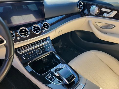 Used 2020 Mercedes-Benz E 350 E 350 image 34