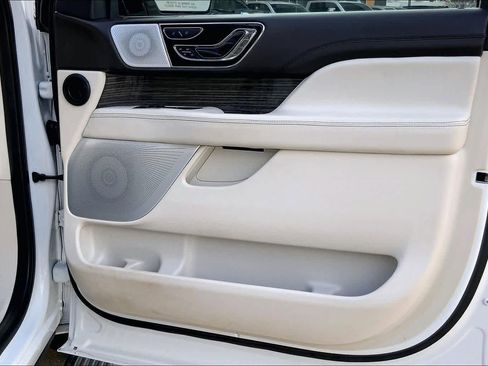 Used 2023 Lincoln Navigator L Black Label image 22