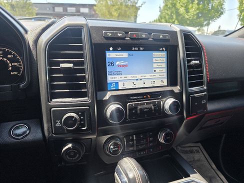 Used 2019 Ford F150 Lariat w/ Equipment Group 502A Luxury AWD/4WD image 14