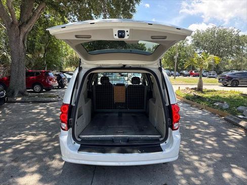 Used 2015 RAM C/V Tradesman FWD image 27
