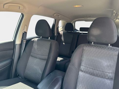 Certified 2020 Nissan Rogue SV FWD image 15